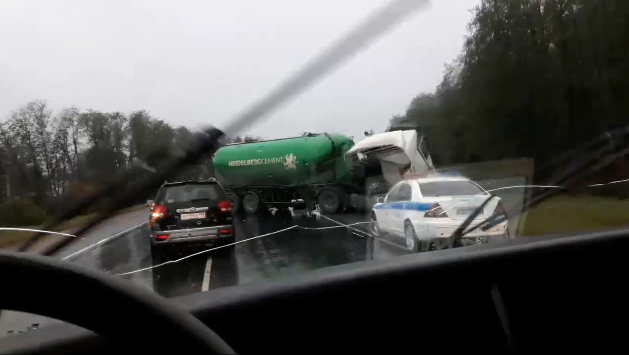 Скриншот видео из группы «ДТП и ЧП | Санкт-Петербург» / vk.com/spb_today